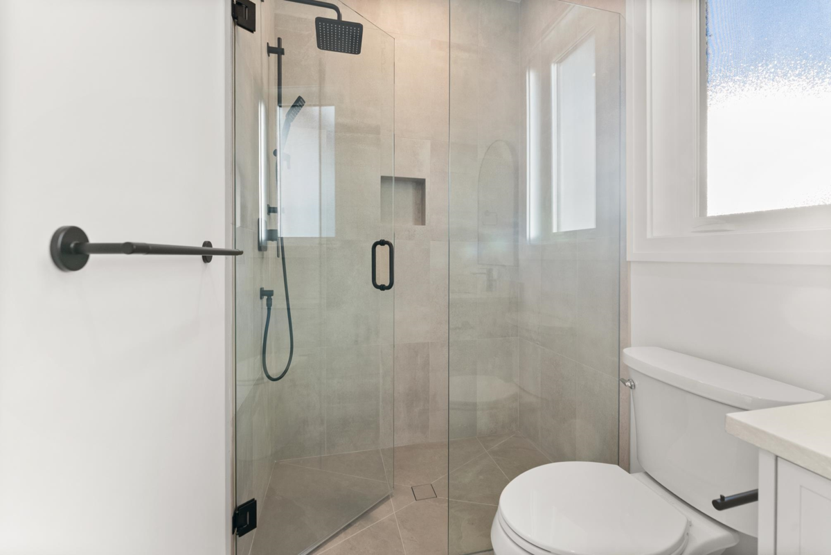 Mudroom Photo of 245 66 Street, Delta, BC