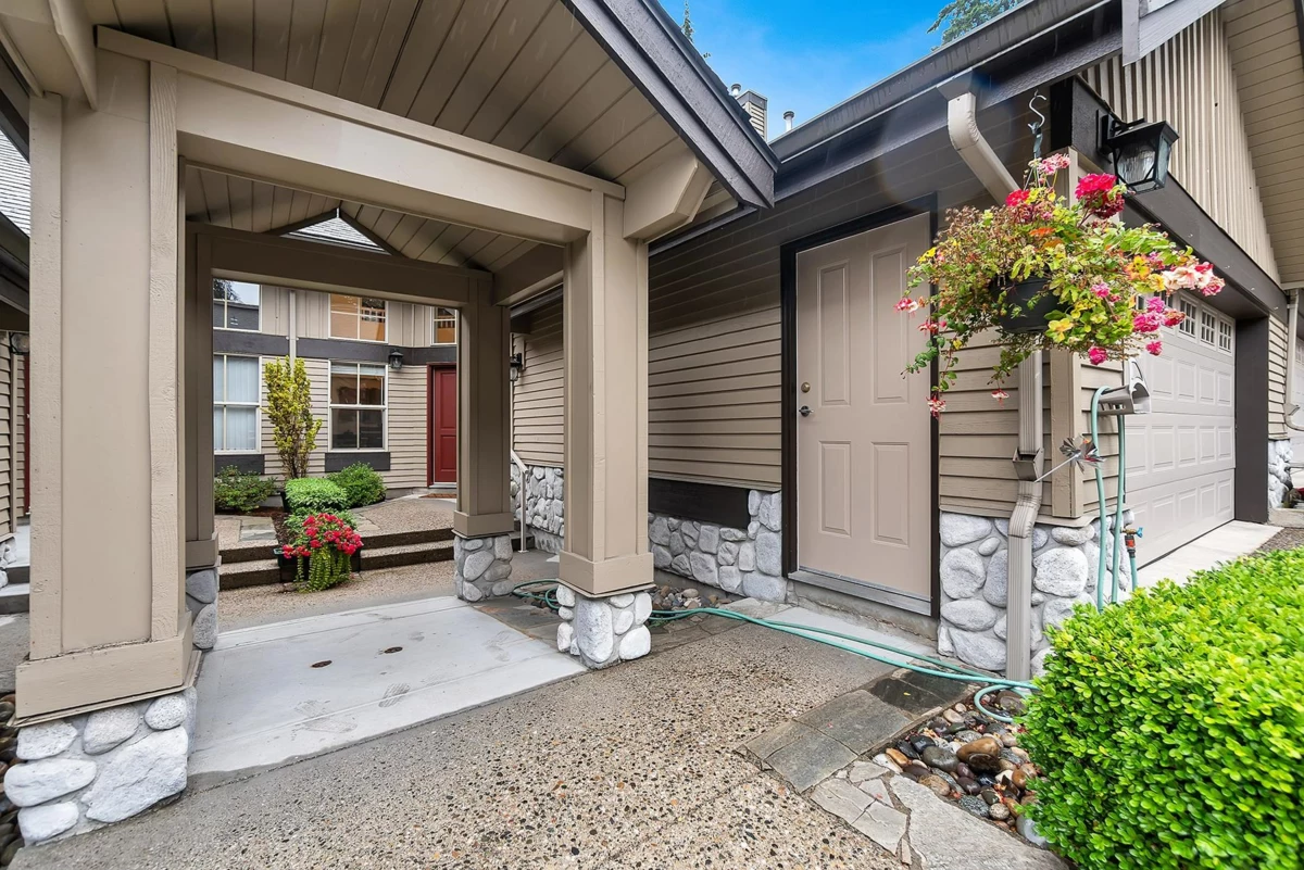 Fitness Center Photo Near 18 1550 Larkhall Crescent, North Vancouver, BC