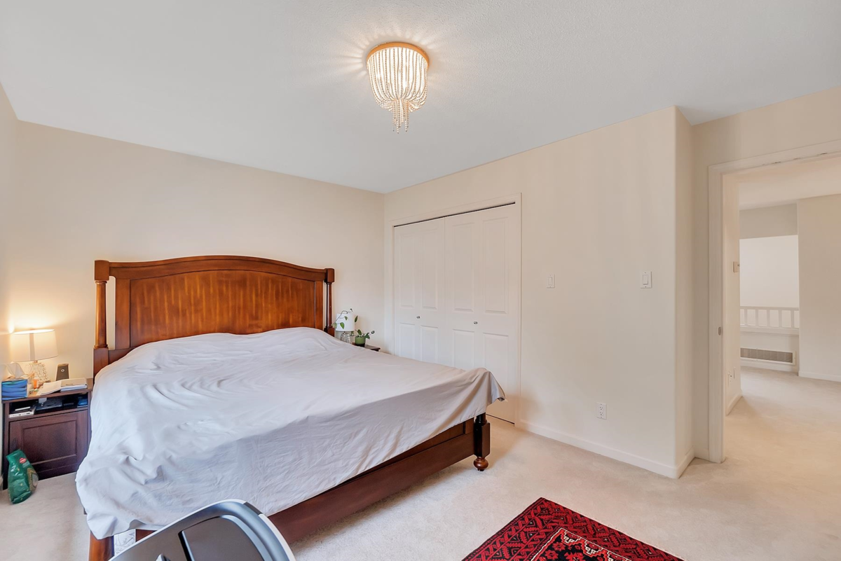 Hot Tub / Spa Photo of 18 1550 Larkhall Crescent, North Vancouver, BC