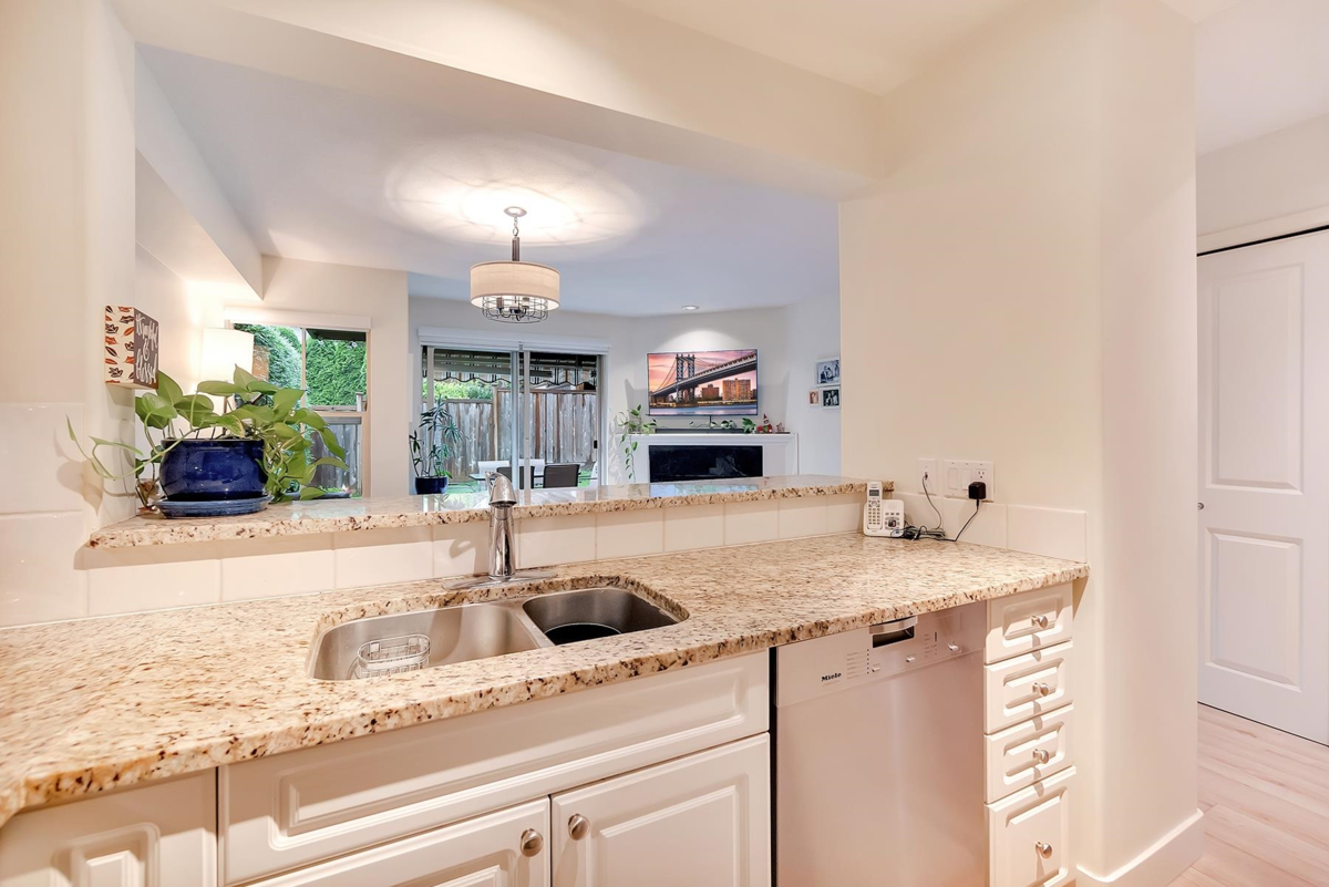 Laundry Room Photo of 18 1550 Larkhall Crescent, North Vancouver, BC