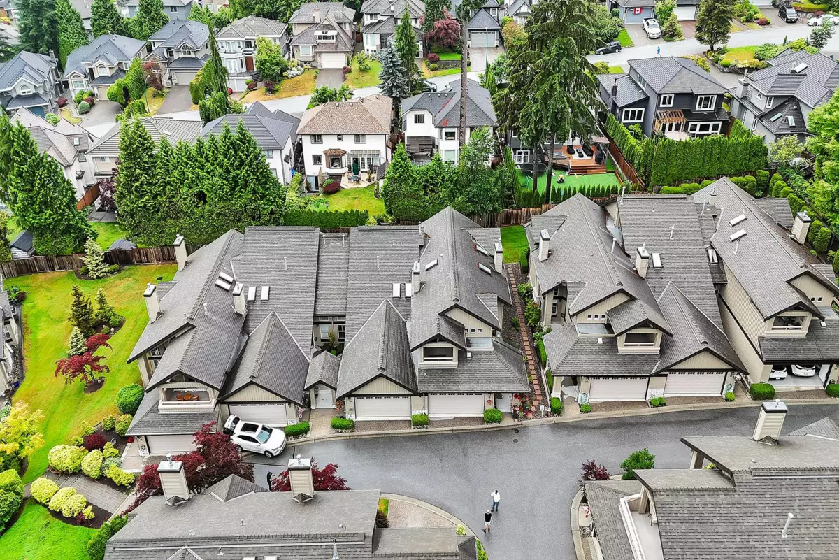 Living Room Photo of 18 1550 Larkhall Crescent, North Vancouver, BC