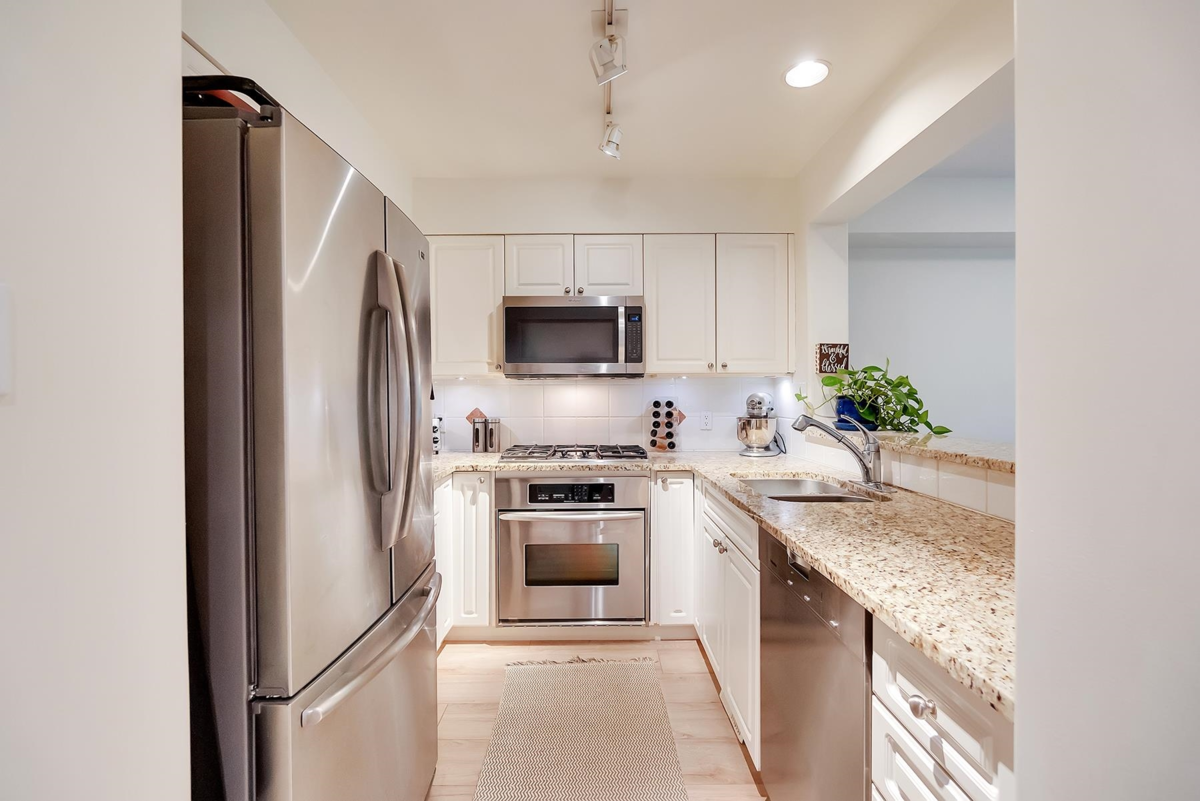 Loft / Bonus Room Photo of 18 1550 Larkhall Crescent, North Vancouver, BC