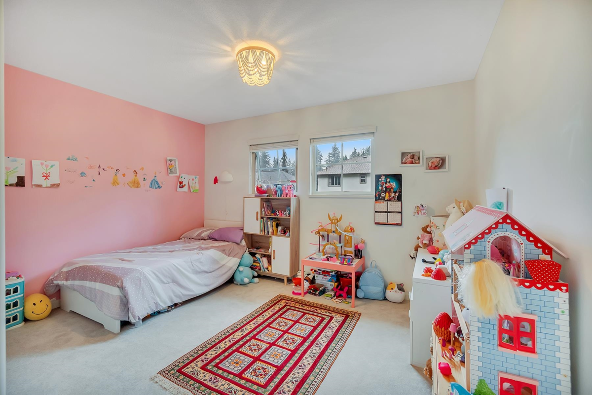Outdoor Kitchen Photo of 18 1550 Larkhall Crescent, North Vancouver, BC