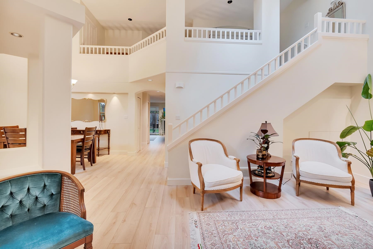 Primary Bedroom Photo of 18 1550 Larkhall Crescent, North Vancouver, BC