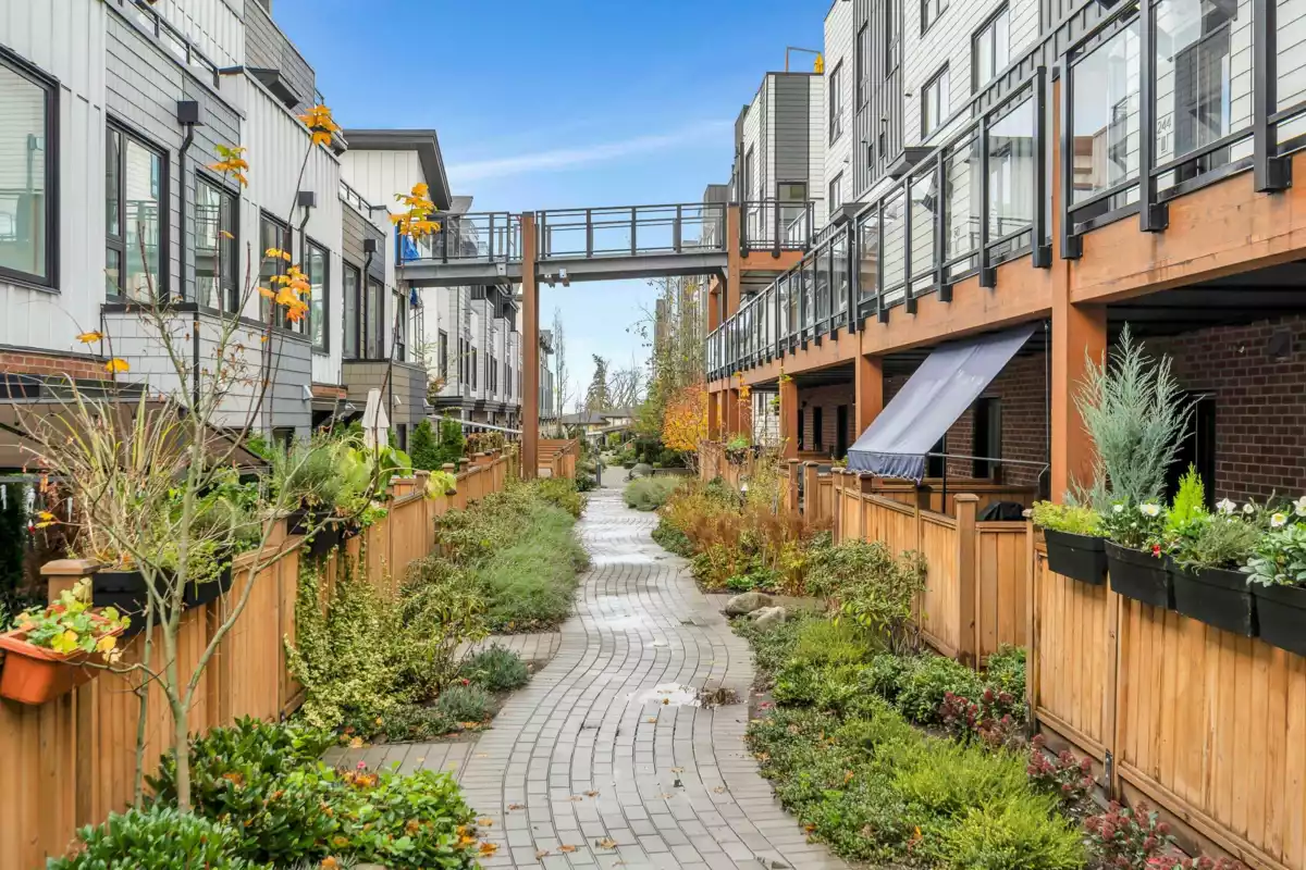 Living Room Photo of 146 545 E 2nd Street, North Vancouver, BC