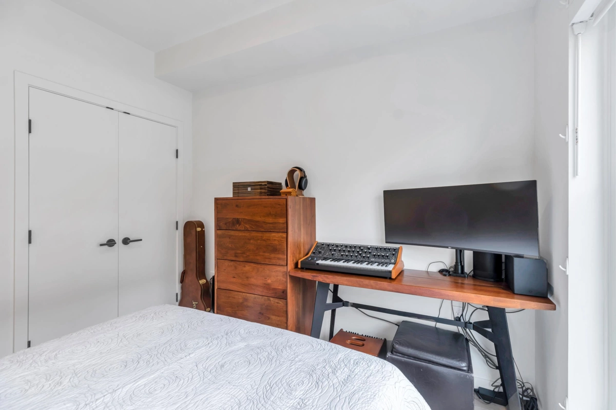 Mudroom Photo of 146 545 E 2nd Street, North Vancouver, BC