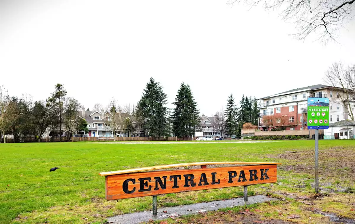 Backyard Photo of 105 2345 Central Avenue, Port Coquitlam, BC