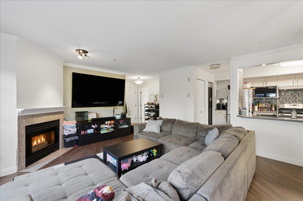 Kitchen Island Photo of 105 2345 Central Avenue, Port Coquitlam, BC