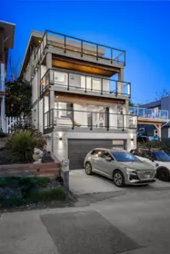 15310 Victoria Avenue, White Rock, BC