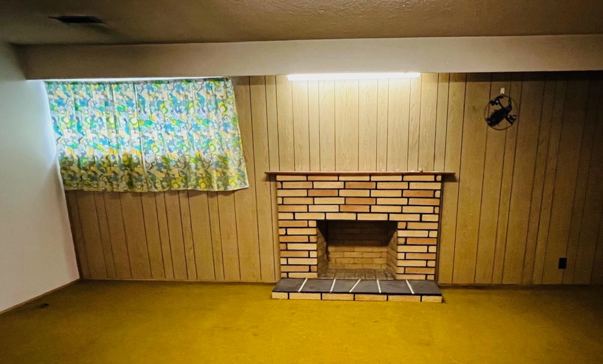 Bedroom 2 Photo of 4695 Nanaimo Street, Vancouver, BC