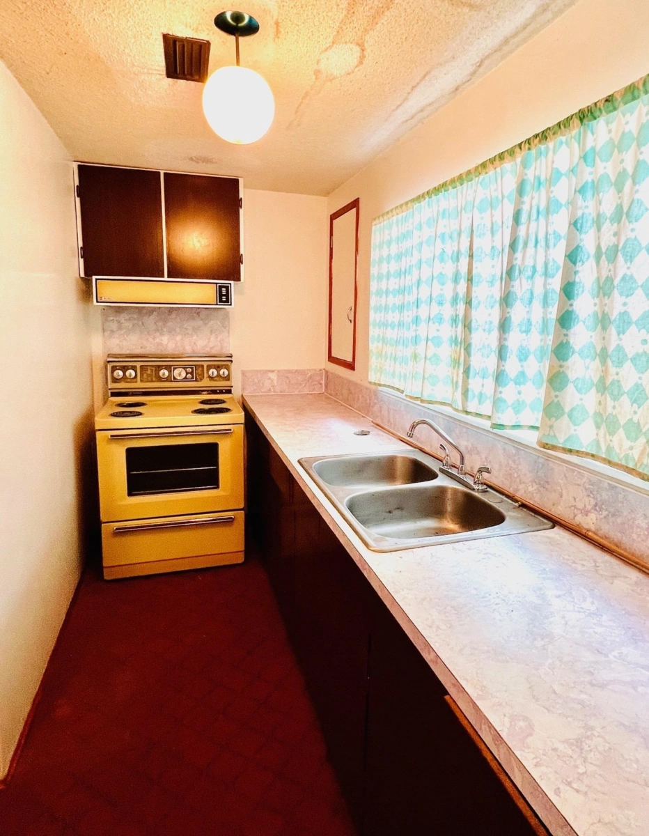 Bedroom 3 Photo of 4695 Nanaimo Street, Vancouver, BC