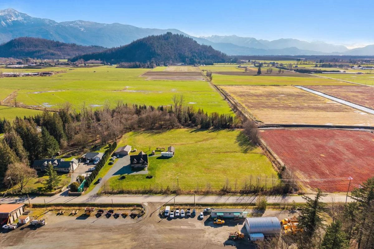 Community Amenities Photo (Clubhouse) of 5260 Mccallum Road, Agassiz, BC