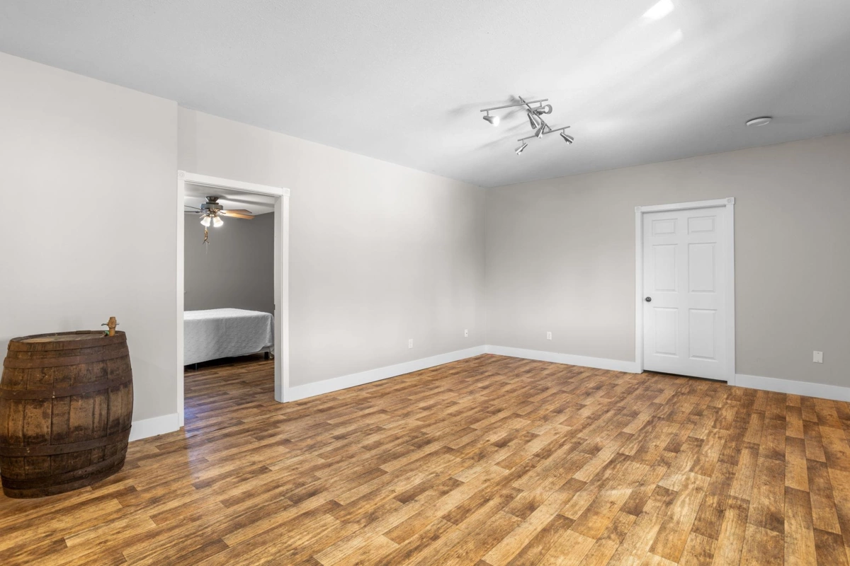 Laundry Room Photo of 5260 Mccallum Road, Agassiz, BC