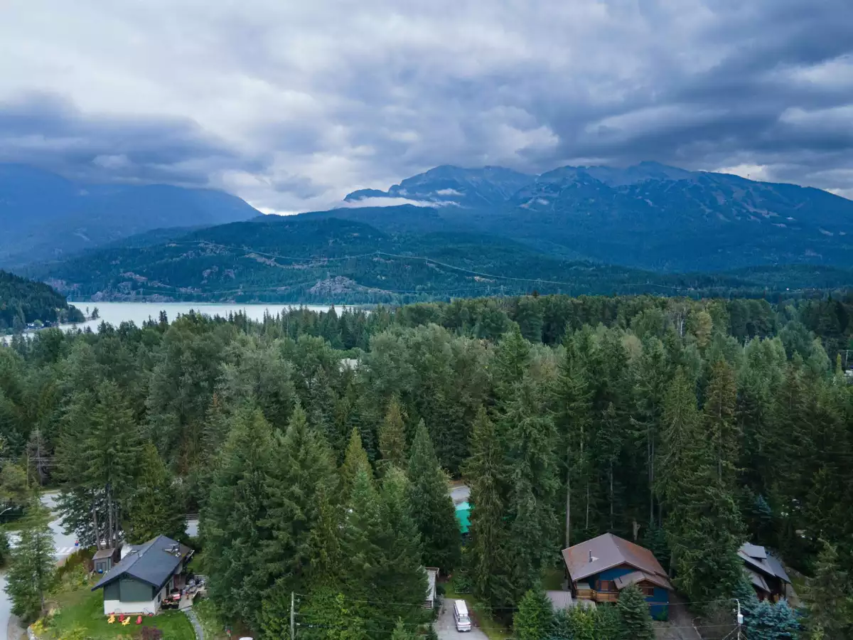 Family Room Photo of 8270 Mountain View Drive, Whistler, BC