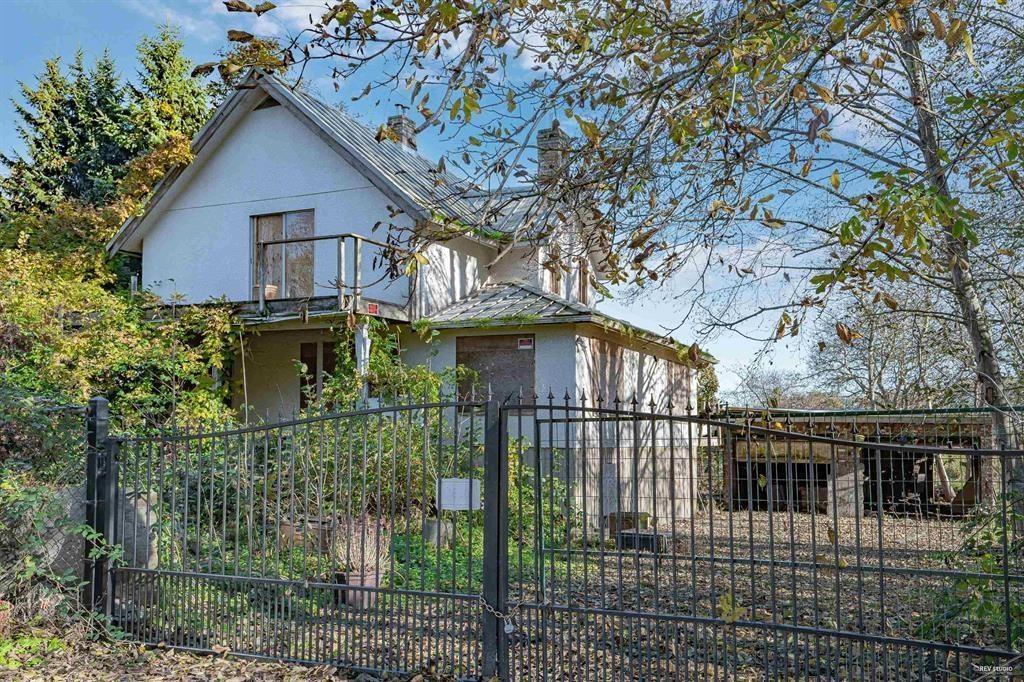 Breakfast Nook Photo of 12620 No. 3 Road, Richmond, BC