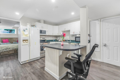Powder Room Photo of 3737 Lethbridge Drive, Abbotsford, BC