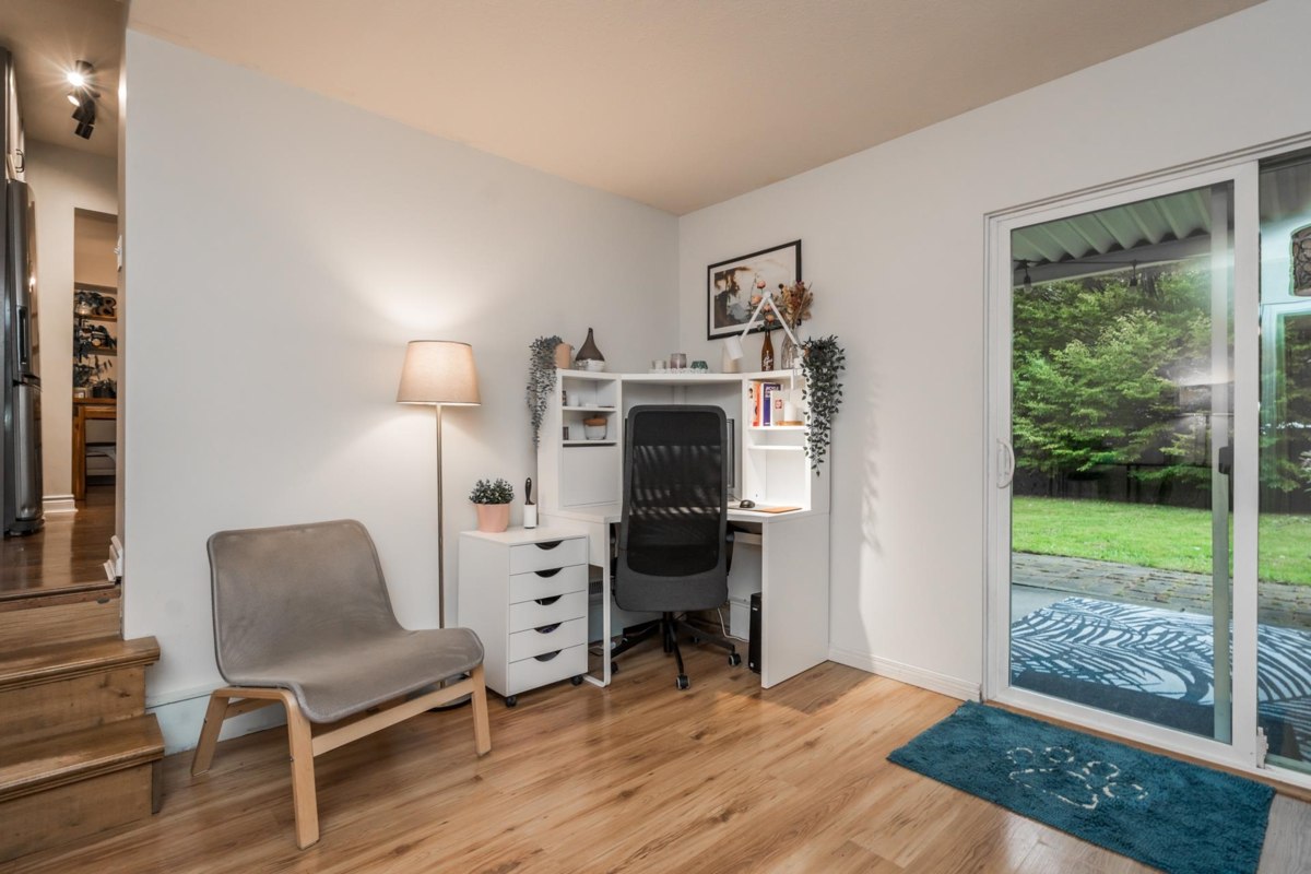 Hallway Photo of 4483 208 Street, Langley, BC