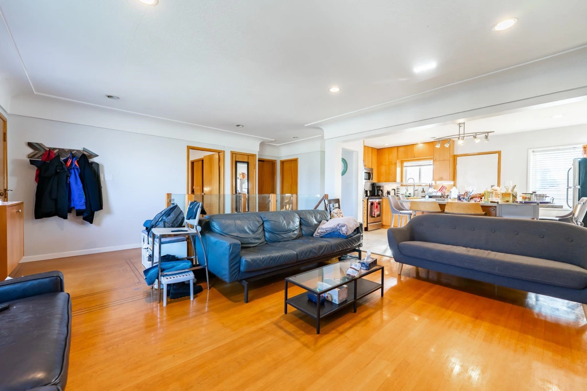 Basement Recreation Room Photo of 3654 E 25th Avenue, Vancouver, BC