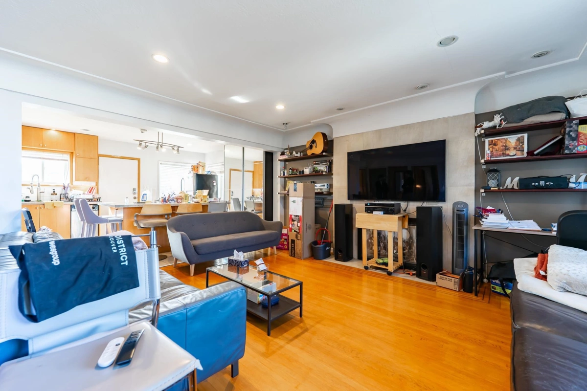 Kitchen Photo of 3654 E 25th Avenue, Vancouver, BC