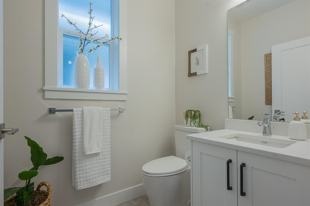 Breakfast Nook Photo of 89 6211 Chilliwack River Road, Chilliwack, BC