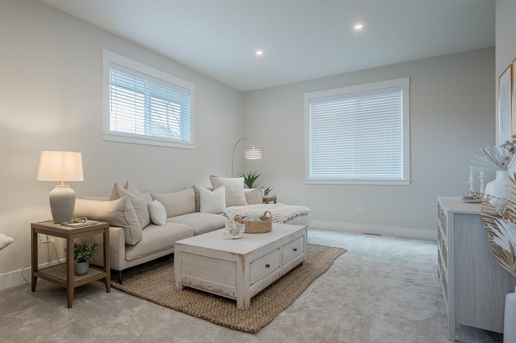 Guest Bathroom Photo of 89 6211 Chilliwack River Road, Chilliwack, BC