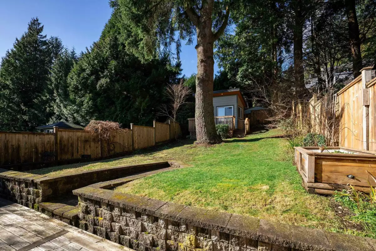Garage Interior Photo of 3015 Royal Avenue, North Vancouver, BC