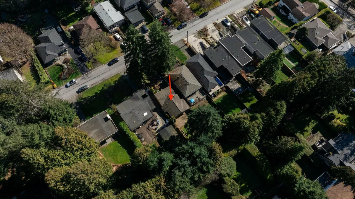 Swimming Pool Photo of 3015 Royal Avenue, North Vancouver, BC