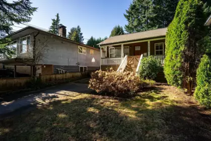 3015 Royal Avenue, North Vancouver, BC, North Vancouver — Single Family Residence for sale