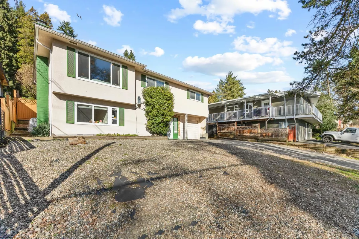 Family Room Photo of 5039 Marine Drive, Burnaby, BC
