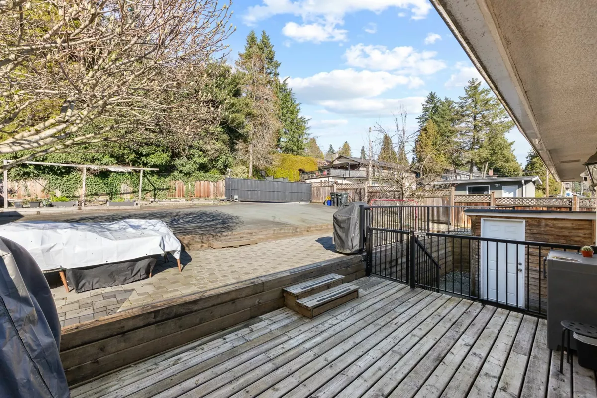 Kitchen Photo of 5039 Marine Drive, Burnaby, BC