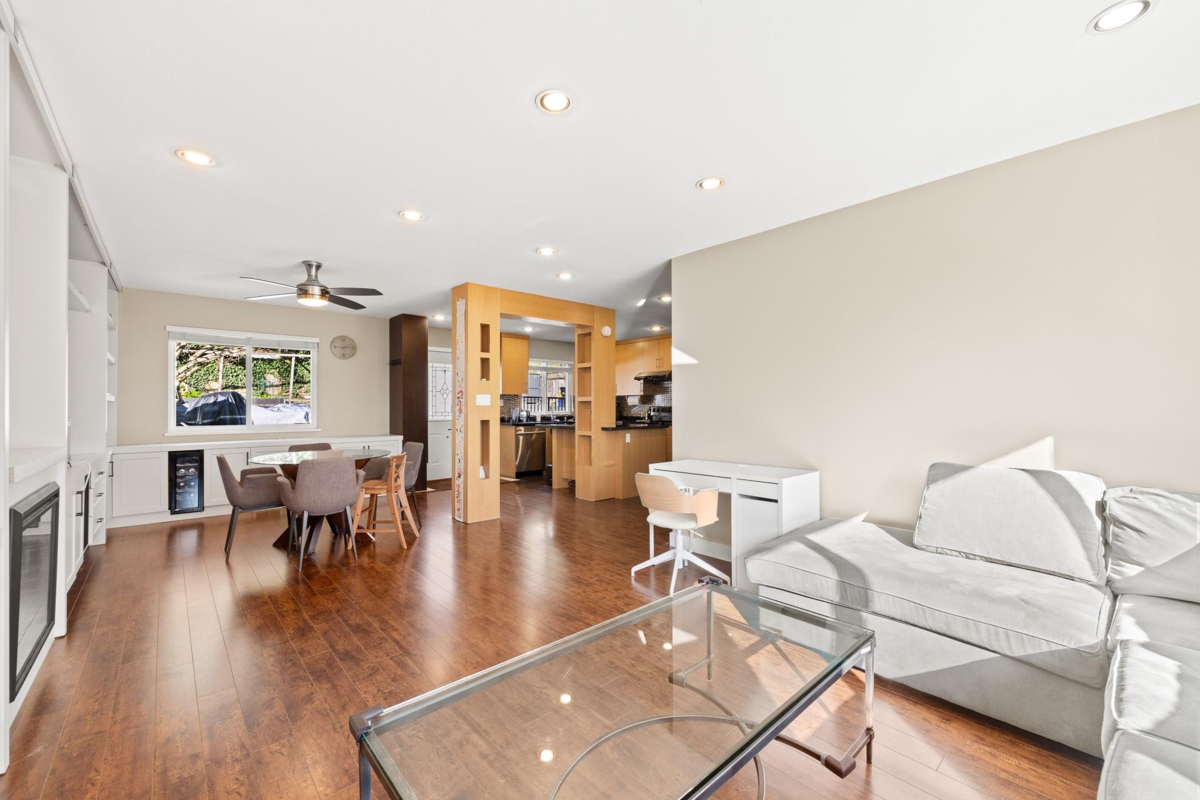 Laundry Room Photo of 5039 Marine Drive, Burnaby, BC