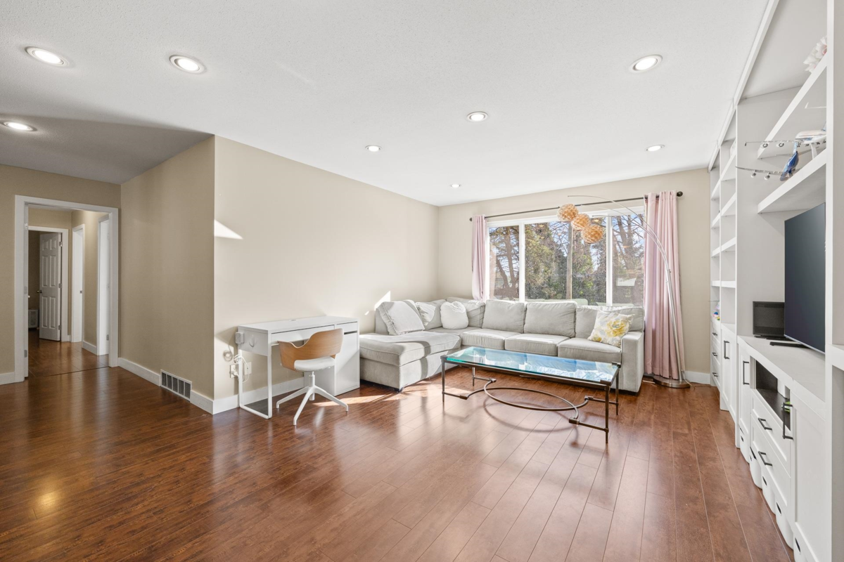 Powder Room Photo of 5039 Marine Drive, Burnaby, BC