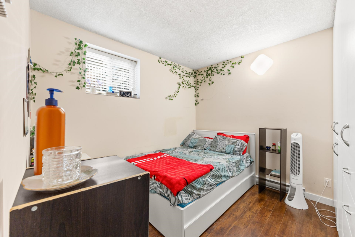 Swimming Pool Photo of 5039 Marine Drive, Burnaby, BC