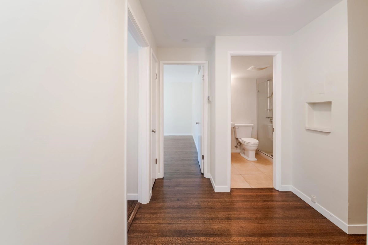 Breakfast Nook Photo of 106 1972 Robson Street, Vancouver, BC