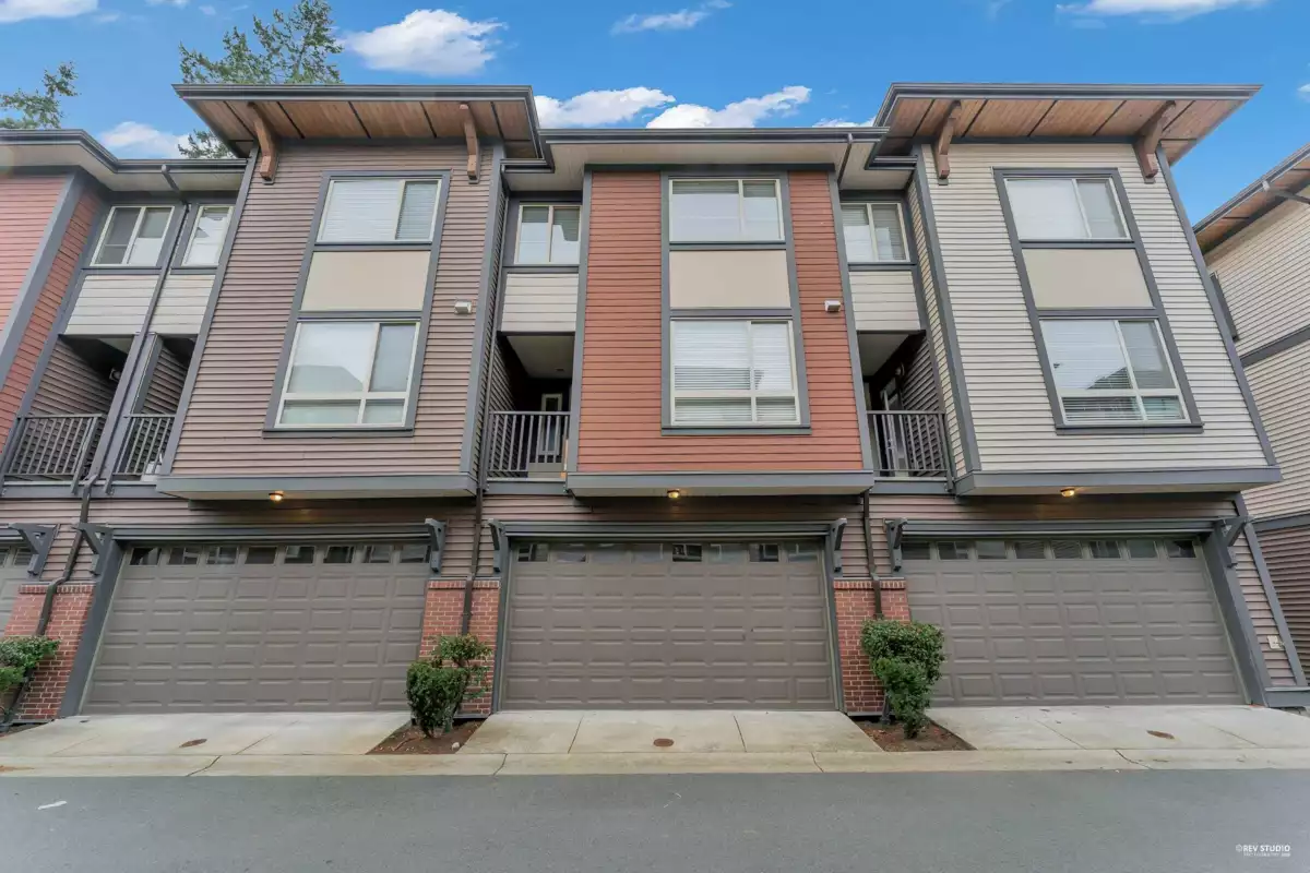 Garden / Landscaping Photo of 10 16127 87 Avenue, Surrey, BC