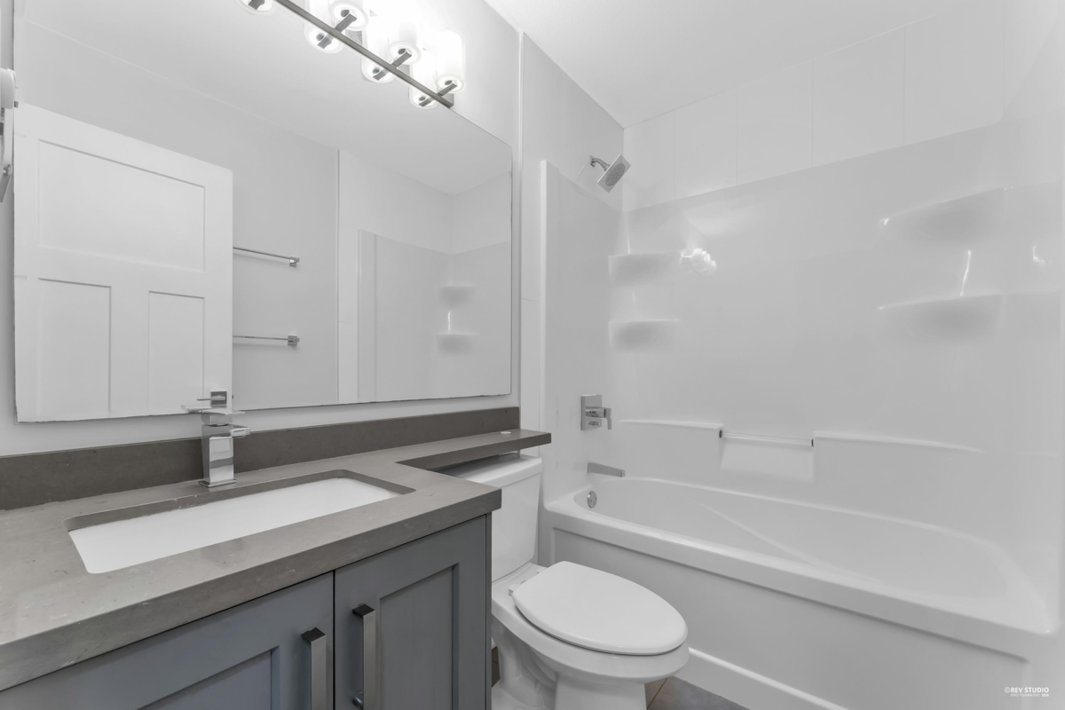 Office / Den Photo of 10 16127 87 Avenue, Surrey, BC