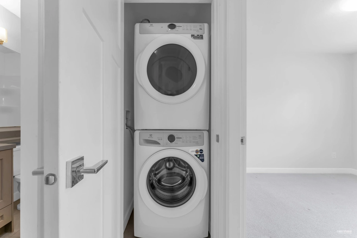 Outdoor Patio Photo of 10 16127 87 Avenue, Surrey, BC