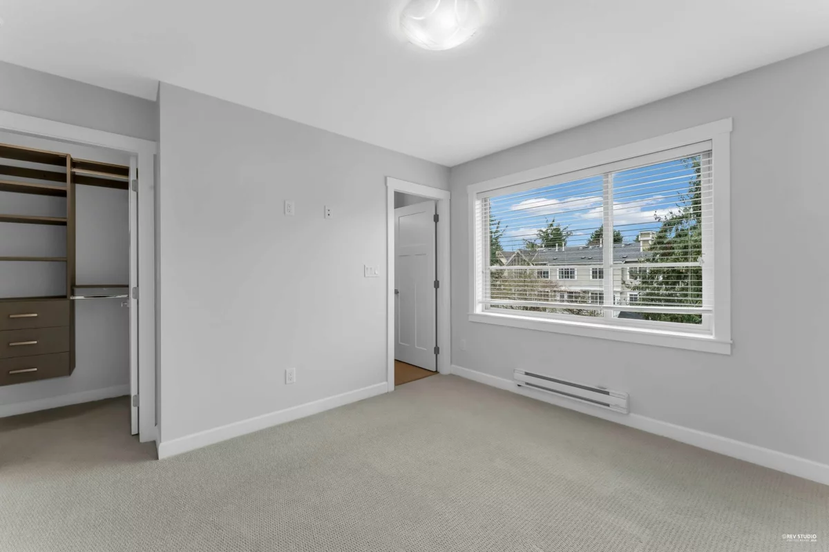 Staircase Photo of 10 16127 87 Avenue, Surrey, BC