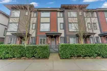 10 16127 87 Avenue, Surrey, BC, Fleetwood Tynehead — 4 bed townhouse for sale