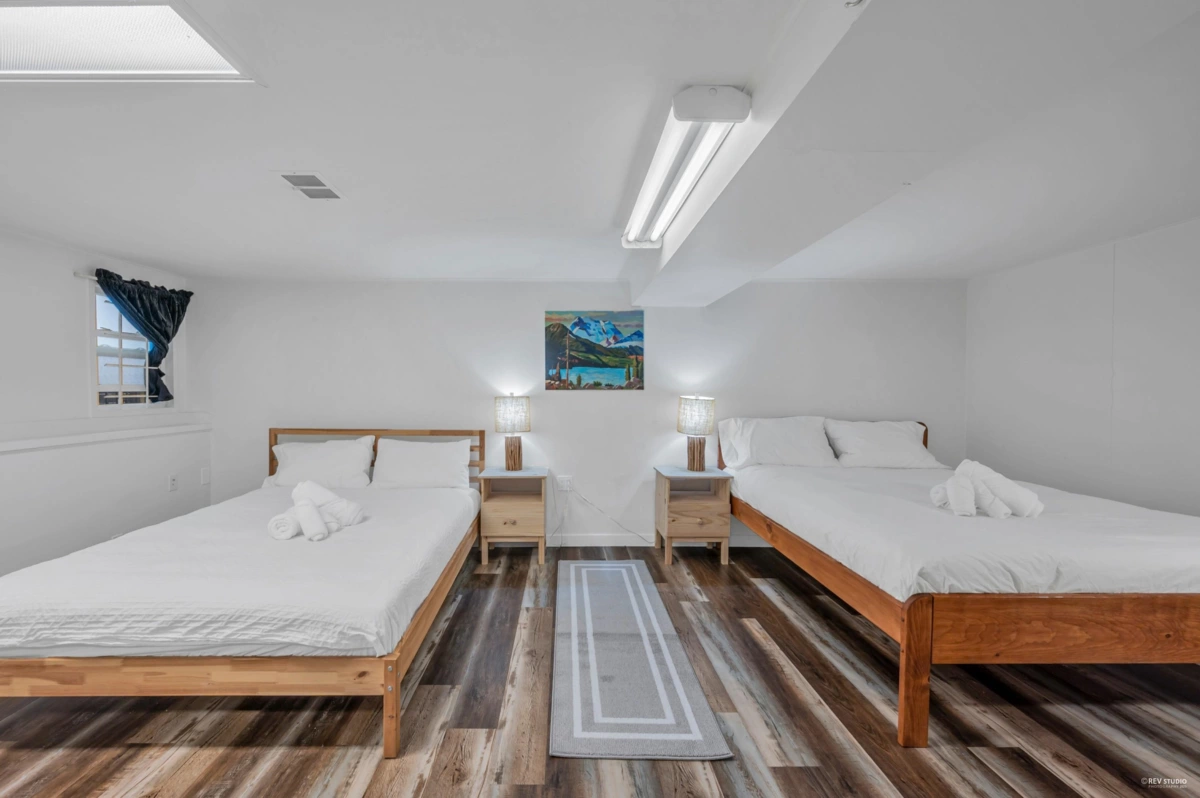 Powder Room Photo of 3174 W 10th Avenue, Vancouver, BC