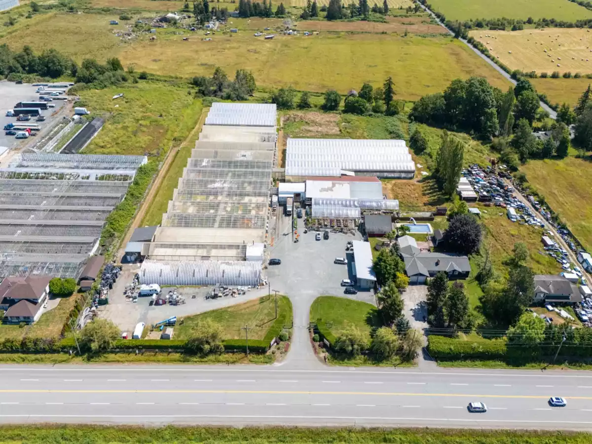 Family Room Photo of 1262 176 Street, Surrey, BC