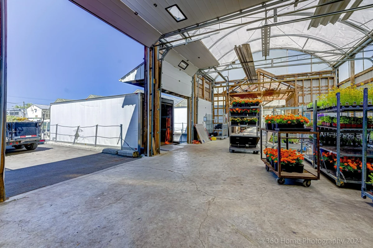 Front Yard Photo of 1262 176 Street, Surrey, BC