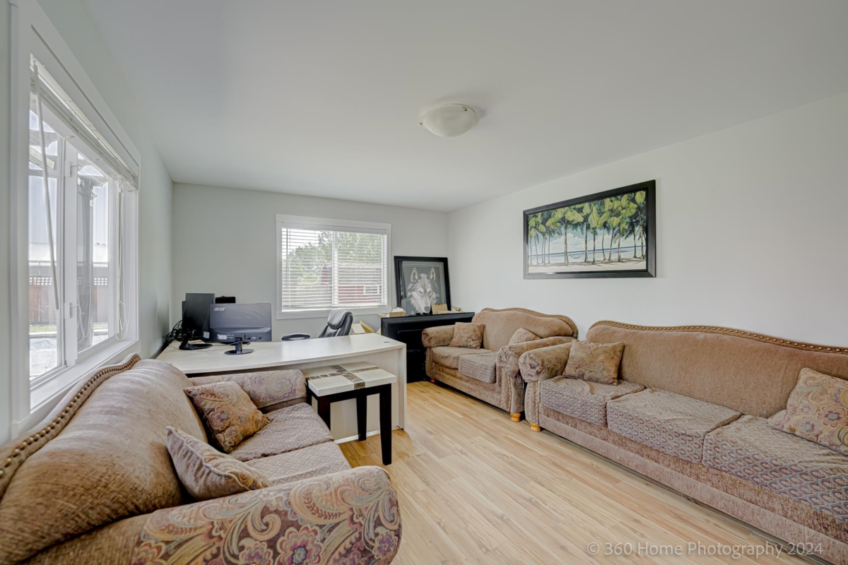 Outdoor Deck Photo of 1262 176 Street, Surrey, BC