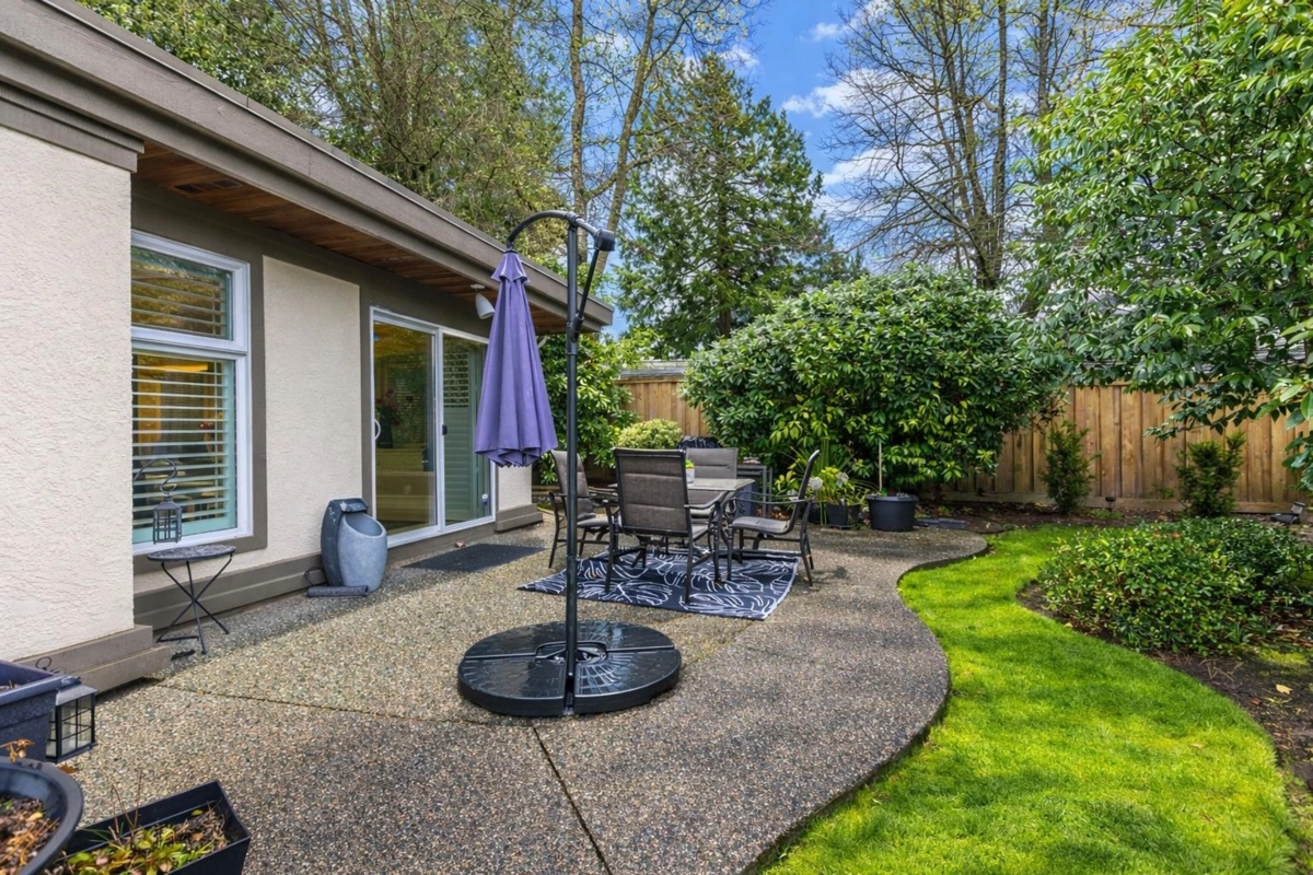 Aerial View of 4 12945 17 Avenue, Surrey, BC