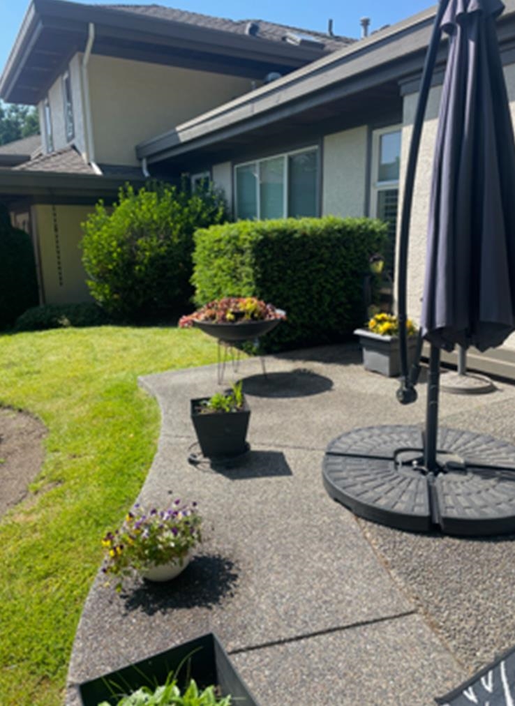 Community Amenities Photo (Clubhouse) of 4 12945 17 Avenue, Surrey, BC