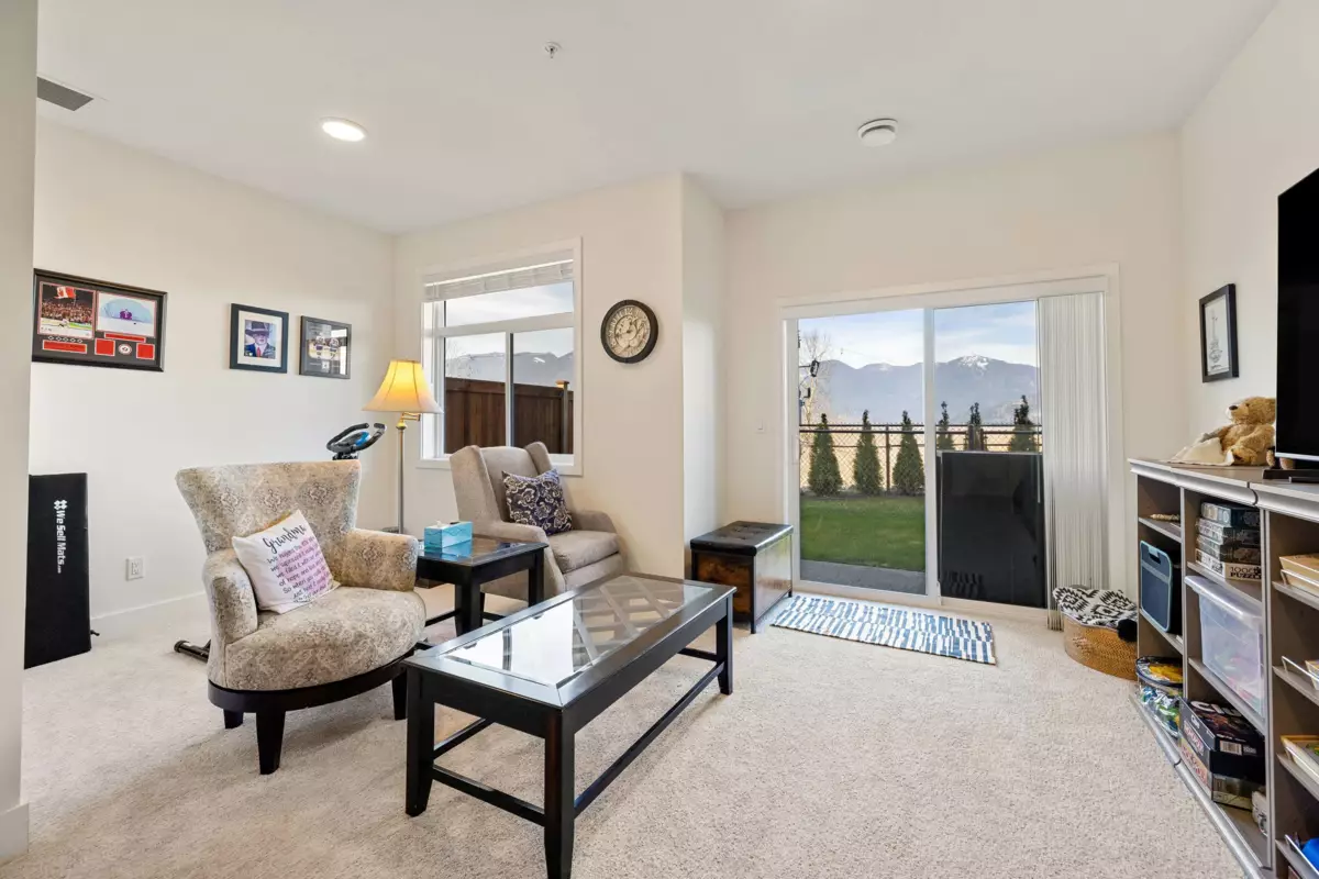 Garage Interior Photo of 15 43998 Chilliwack Mountain Road, Chilliwack, BC
