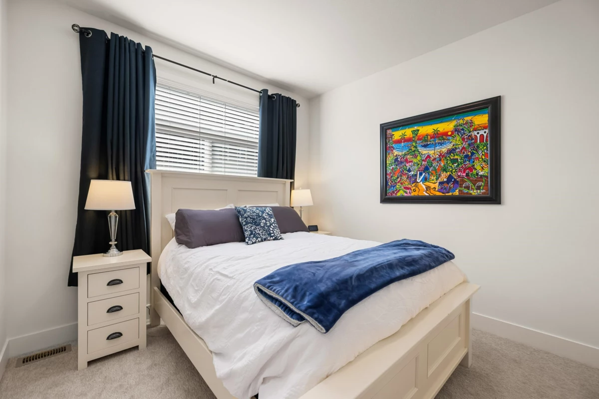 Guest Bathroom Photo of 15 43998 Chilliwack Mountain Road, Chilliwack, BC