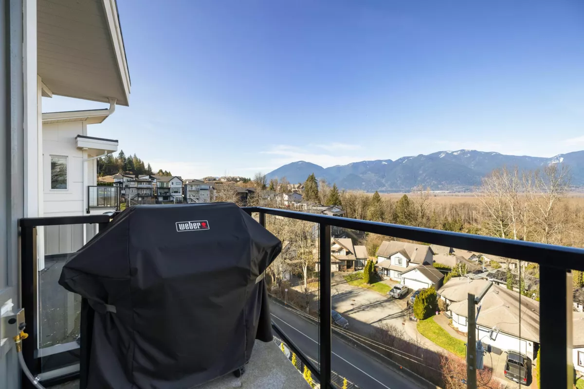 Loft / Bonus Room Photo of 15 43998 Chilliwack Mountain Road, Chilliwack, BC