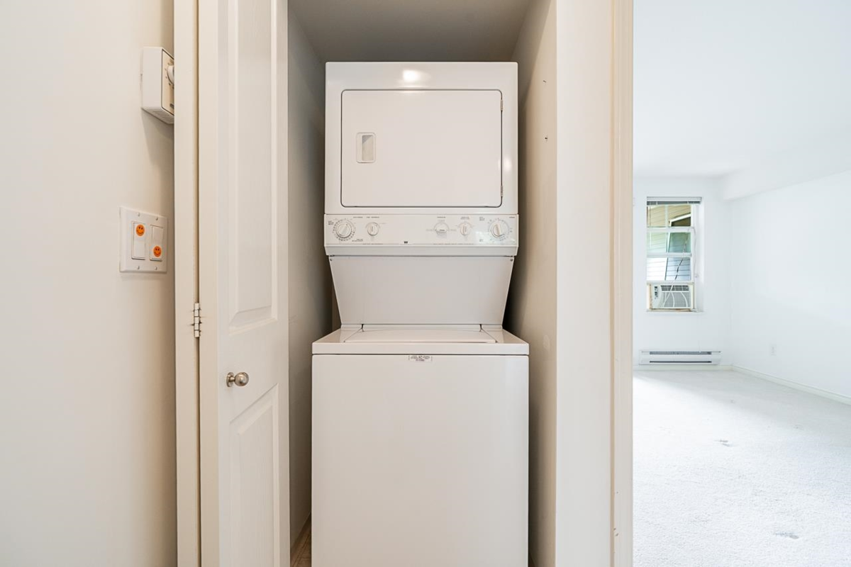 Aerial View of 4 7179 18th Avenue, Burnaby, BC