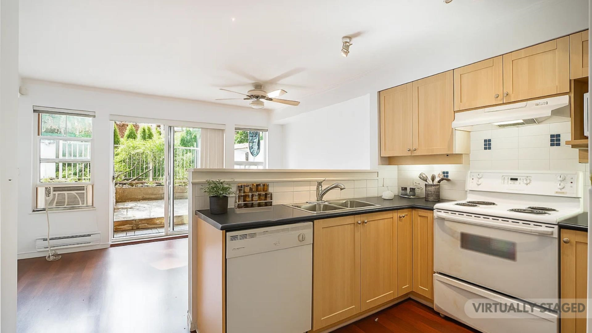 Bedroom 4 Photo of 4 7179 18th Avenue, Burnaby, BC